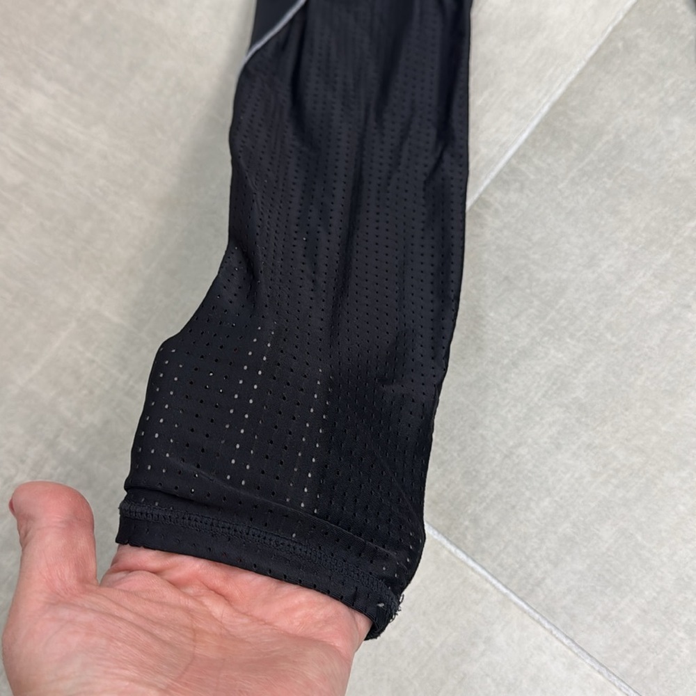 Fabletics leggings with drawstring size medium - image 7